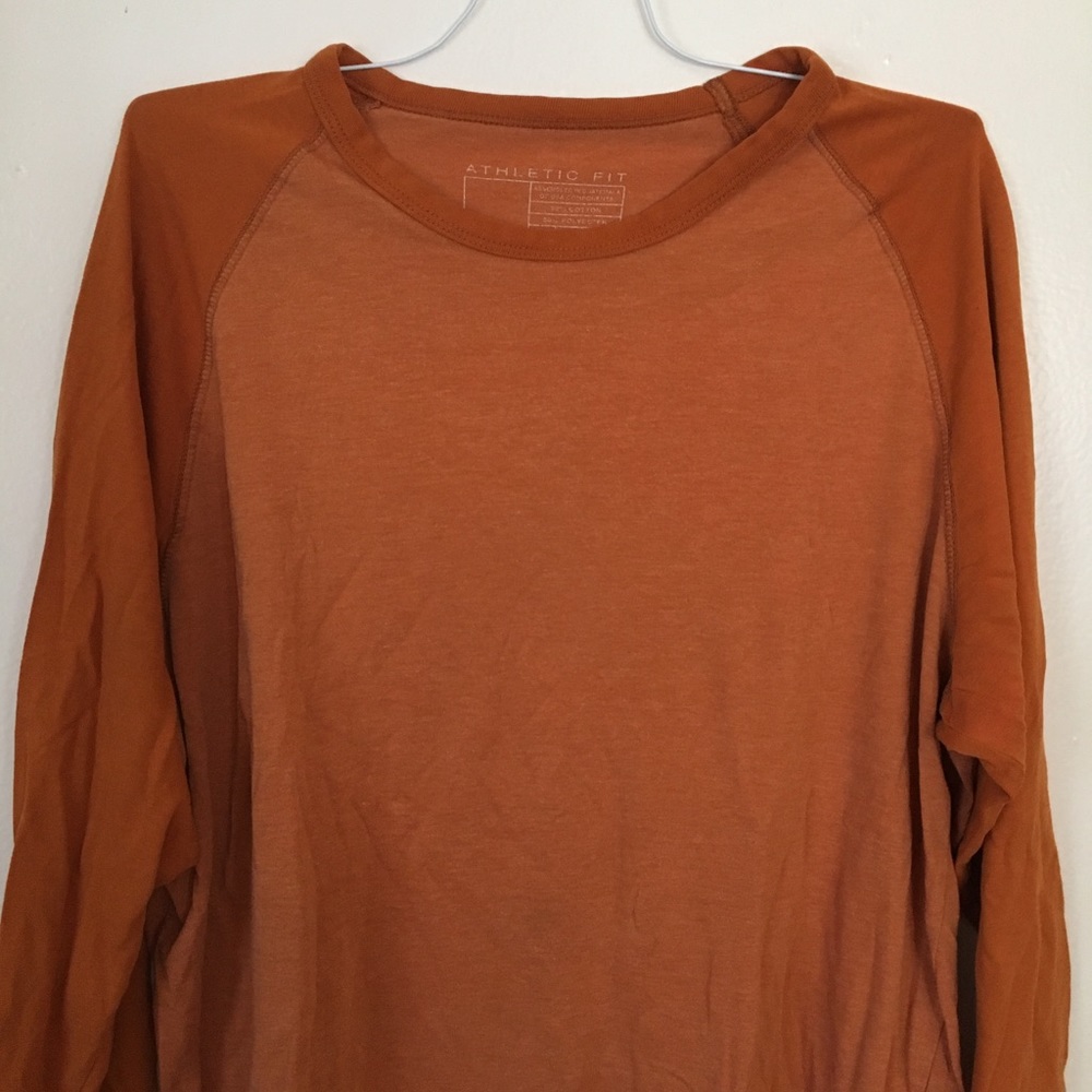 3/4 sleeve two tone t-shirt